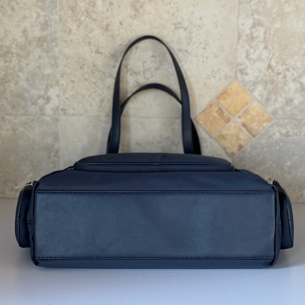Michael Kors Khai LG Multifunction Pocket Laptop Tote Shoulder Bag Navy - Picture 6 of 12